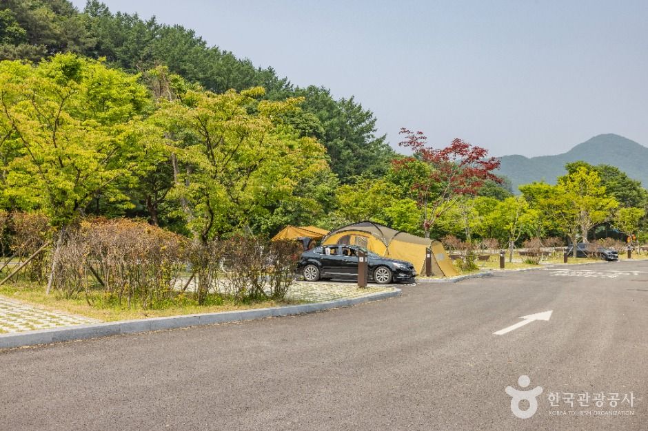 계룡산갑사야영장 여행 추천 - 메고지고 계룡산갑사야영장 여행 추천 - 메고지고