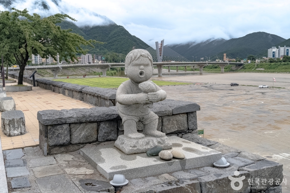 동강둔치공원 여행 추천 - 메고지고 동강둔치공원 여행 추천 - 메고지고