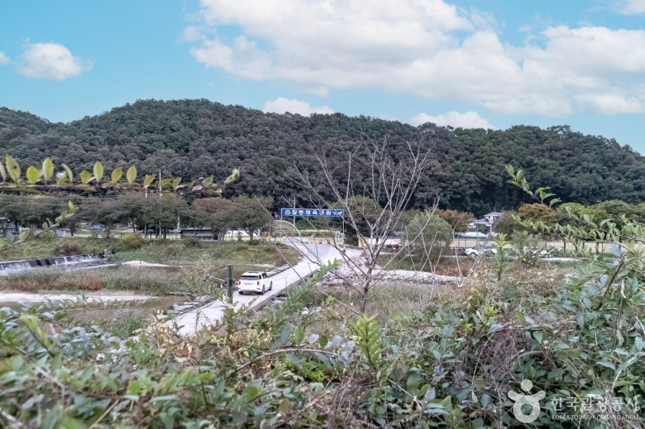 칠봉체육공원 여행 추천 - 메고지고 칠봉체육공원 여행 추천 - 메고지고