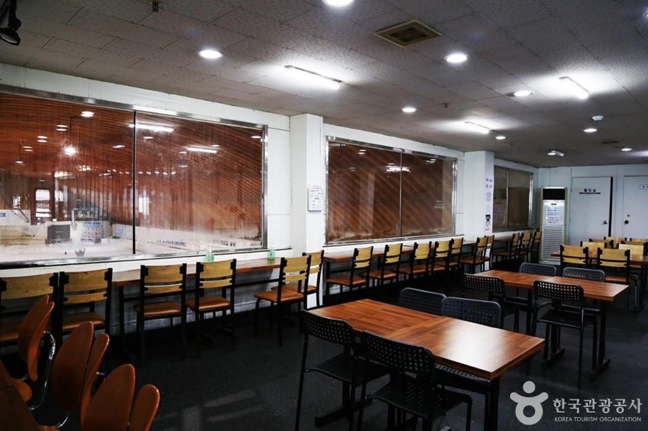 동래아이스링크 여행 추천 - 메고지고 동래아이스링크 여행 추천 - 메고지고