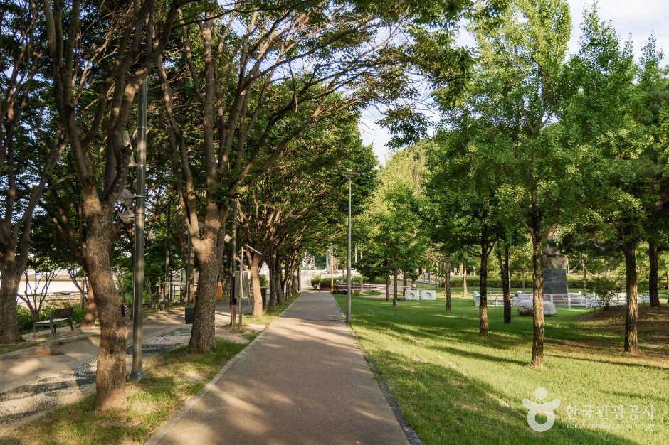 의암공원 여행 추천 - 메고지고 의암공원 여행 추천 - 메고지고