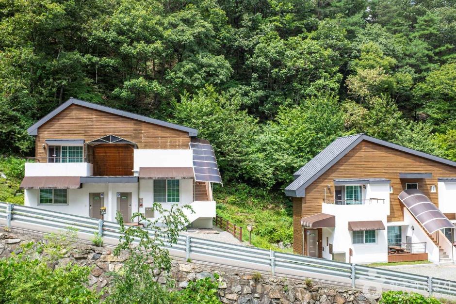 독용산성 자연휴양림 여행 추천 - 메고지고 독용산성 자연휴양림 여행 추천 - 메고지고