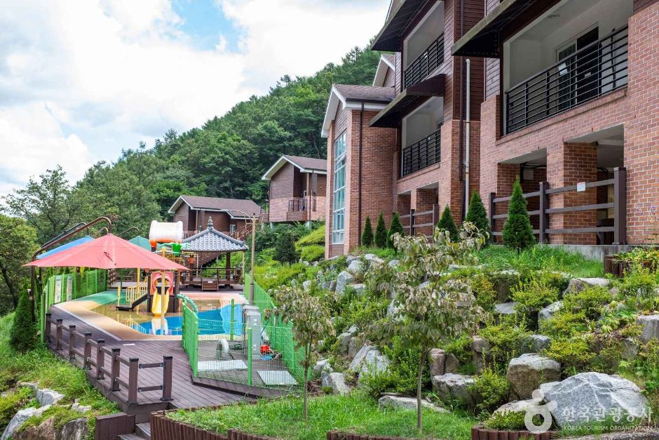 독용산성 자연휴양림 여행 추천 - 메고지고 독용산성 자연휴양림 여행 추천 - 메고지고