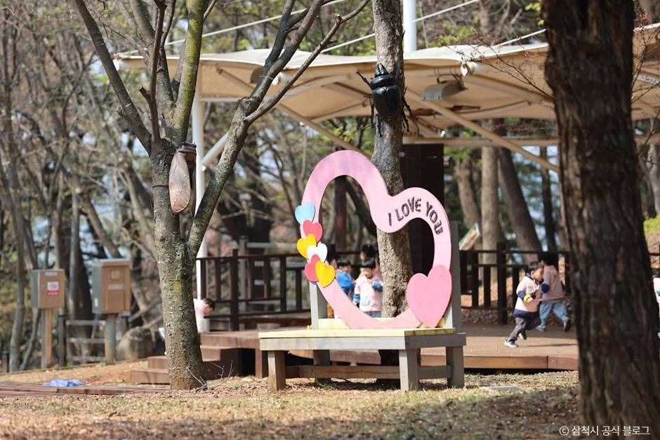 봉황산산림욕장 여행 추천 - 메고지고 봉황산산림욕장 여행 추천 - 메고지고