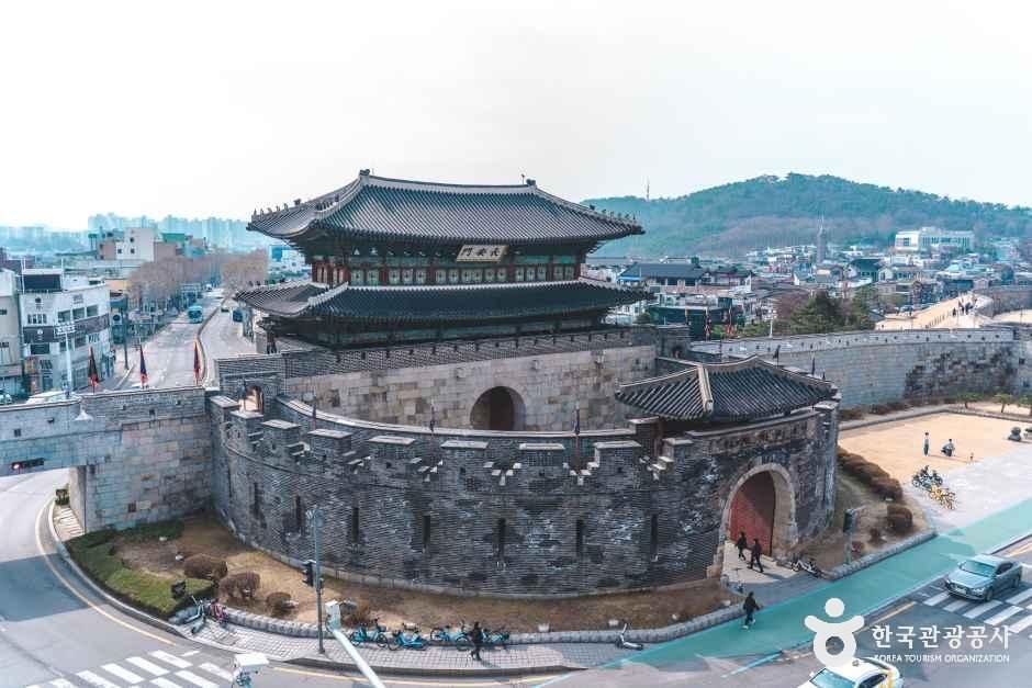 장안문(長安門) 여행 추천 - 메고지고 장안문(長安門) 여행 추천 - 메고지고
