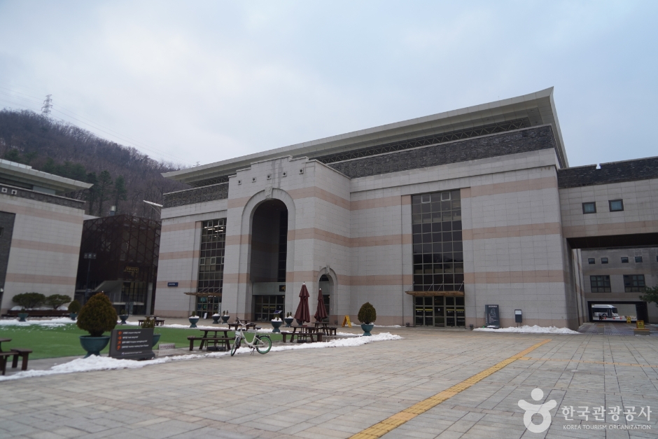 국립국악원 예악당 여행 추천 - 메고지고 국립국악원 예악당 여행 추천 - 메고지고