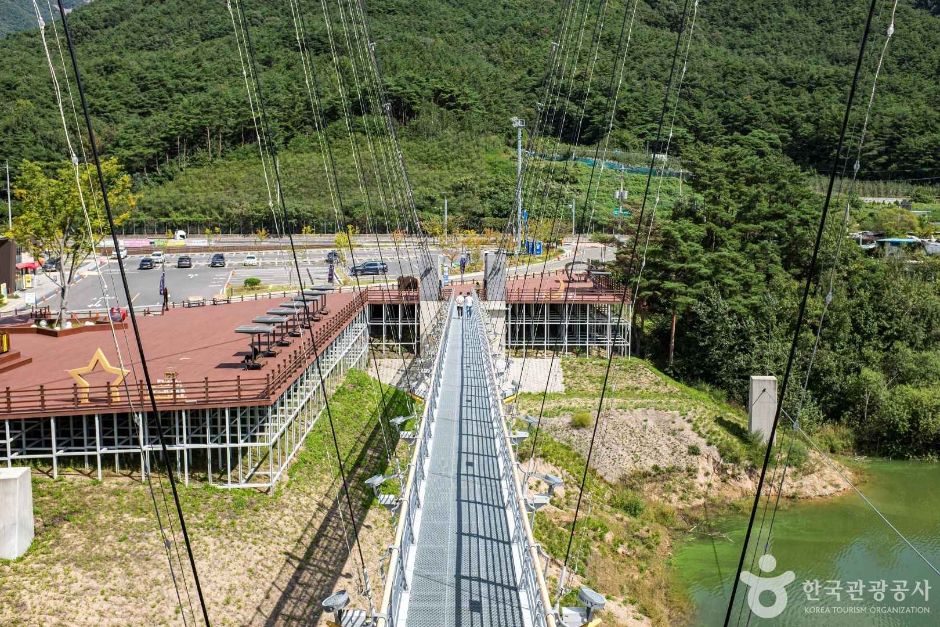 보현산댐 출렁다리 여행 추천 - 메고지고 보현산댐 출렁다리 여행 추천 - 메고지고