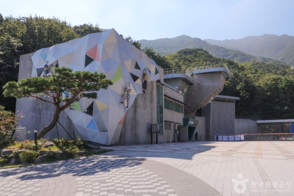 영남알프스 국제클라이밍센터 여행 추천 - 메고지고 영남알프스 국제클라이밍센터 여행 추천 - 메고지고