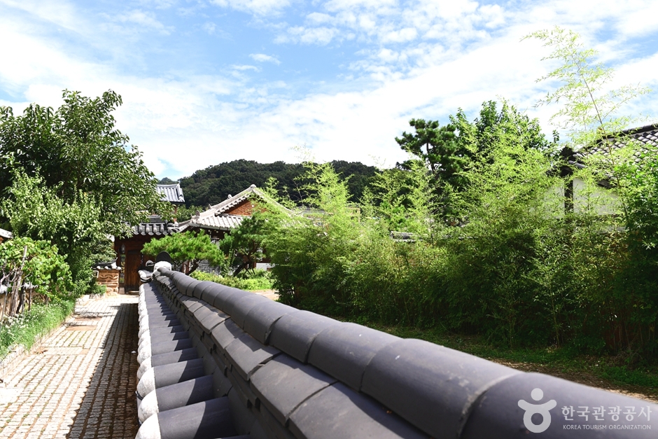 전주 한옥 마을 역사관 여행 추천 - 메고지고