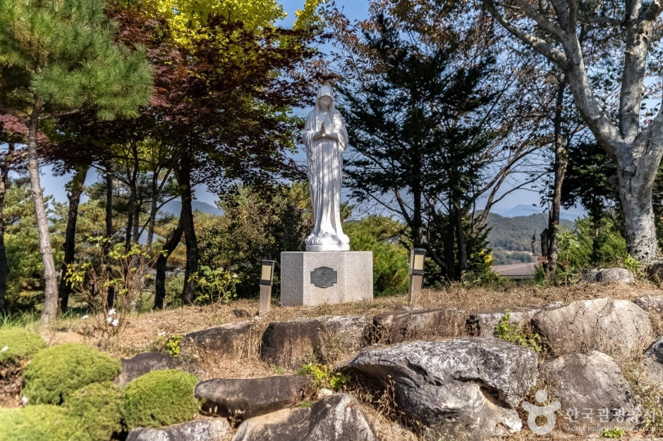성필립보생태마을 여행 추천 - 메고지고