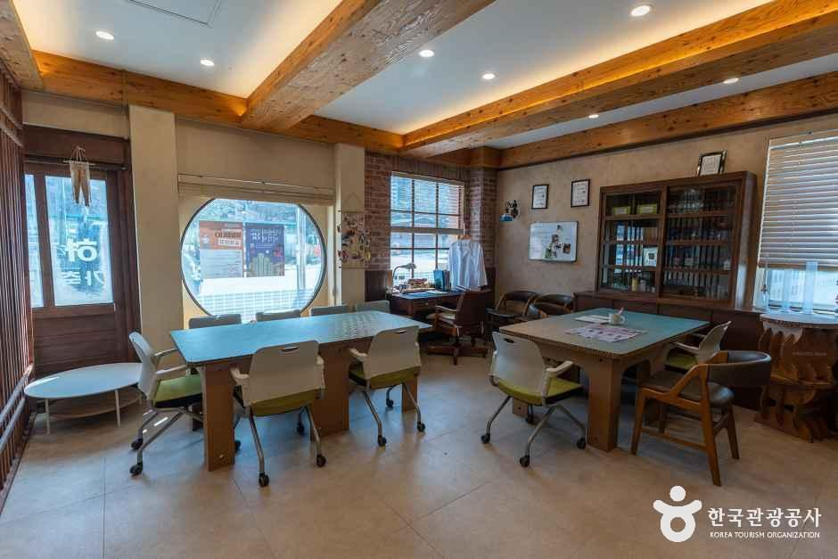 영월 트래블라운지 여행 추천 - 메고지고 영월 트래블라운지 여행 추천 - 메고지고