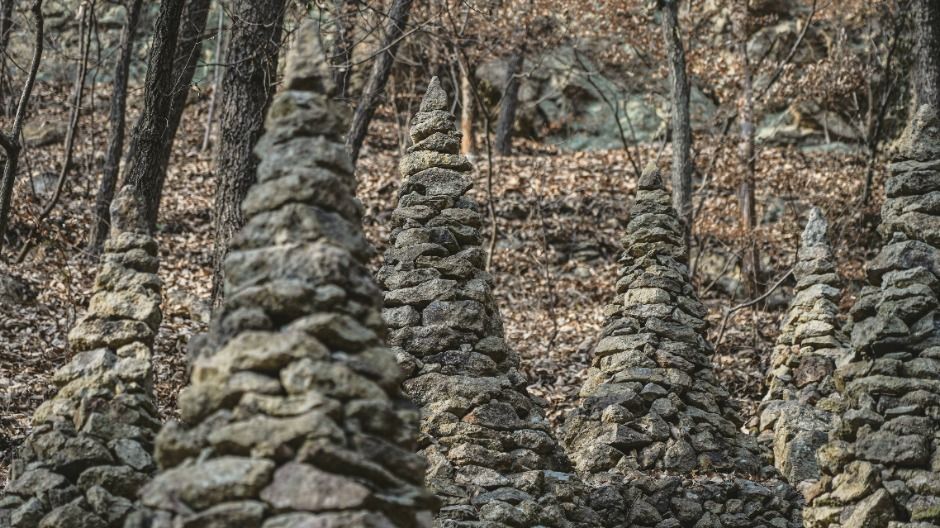 팔룡산 돌탑공원 여행 추천 - 메고지고 팔룡산 돌탑공원 여행 추천 - 메고지고