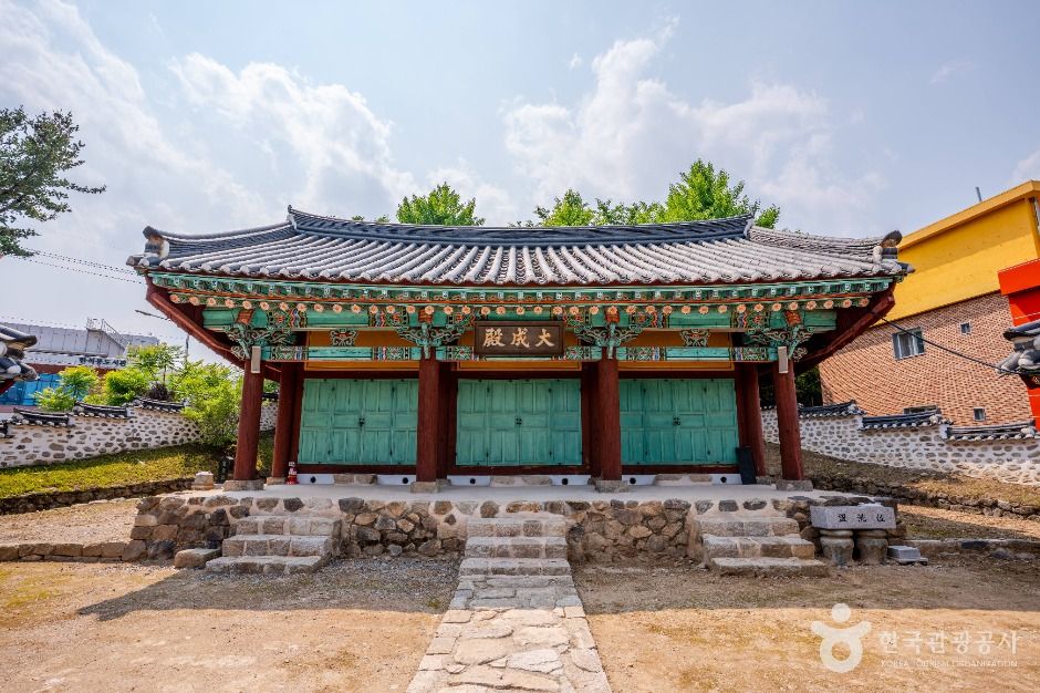 가평향교 여행 추천 - 메고지고 가평향교 여행 추천 - 메고지고