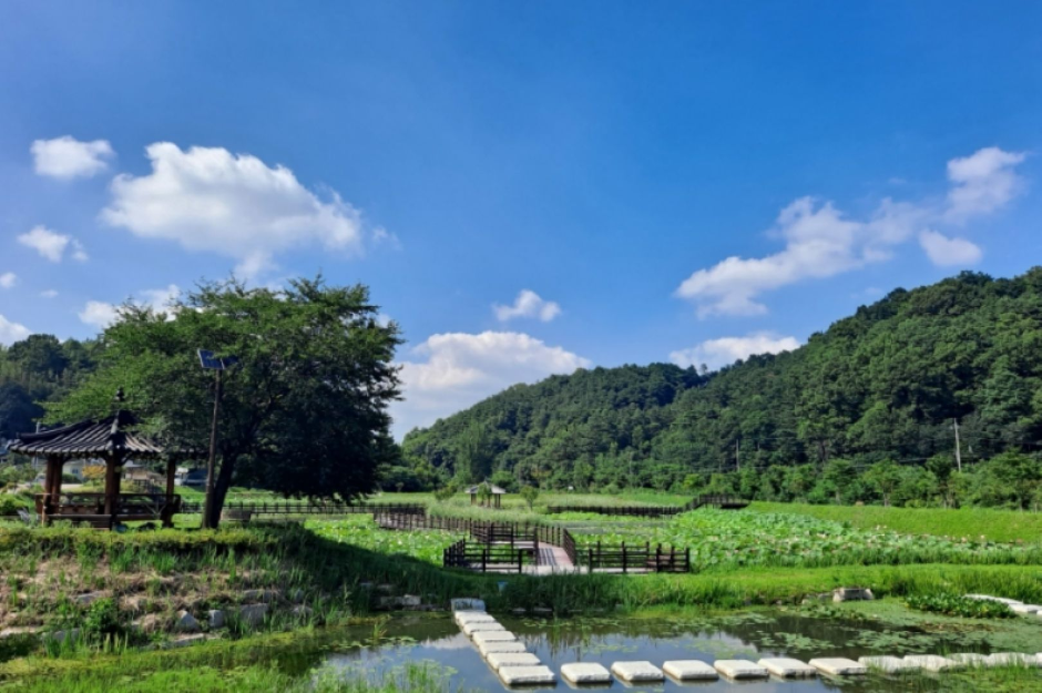 지산지(옥련생태공원) 여행 추천 - 메고지고
