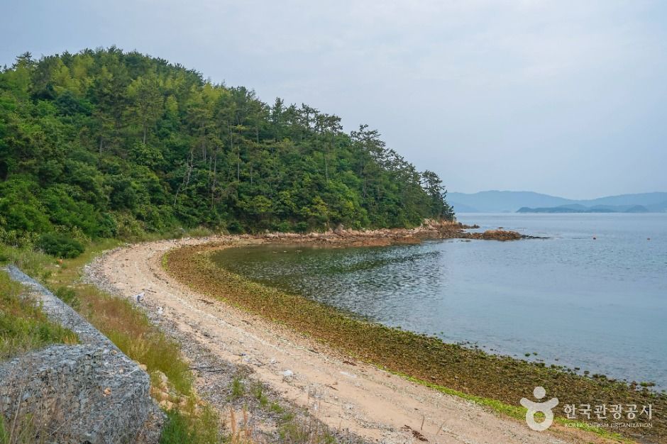 구영해수욕장 여행 추천 - 메고지고 구영해수욕장 여행 추천 - 메고지고