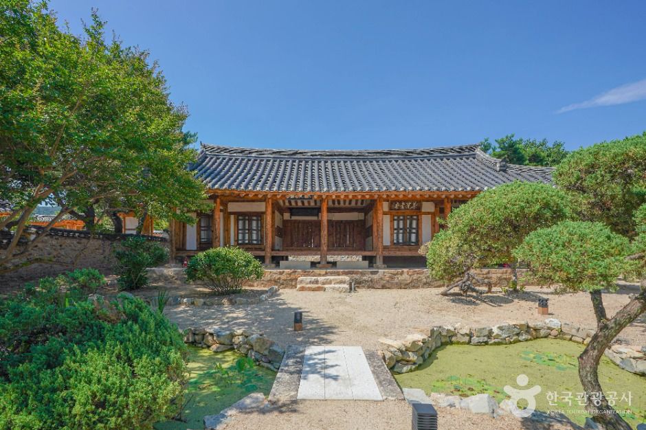 혜산서원 여행 추천 - 메고지고 혜산서원 여행 추천 - 메고지고
