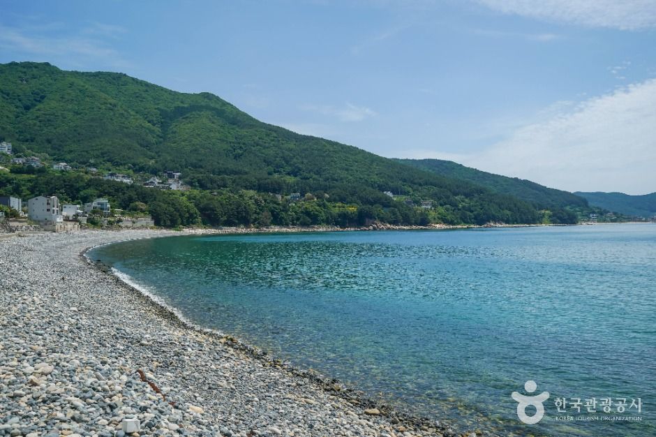 망치몽돌해수욕장 여행 추천 - 메고지고 망치몽돌해수욕장 여행 추천 - 메고지고