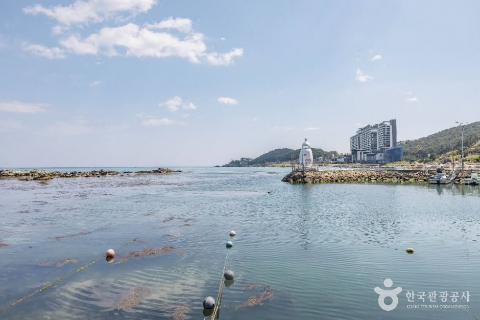 젖병등대 여행 추천 - 메고지고