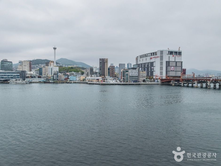 부산남항 여행 추천 - 메고지고