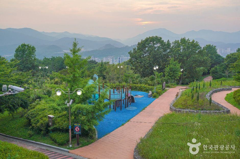 남산공원(고성) 여행 추천 - 메고지고 남산공원(고성) 여행 추천 - 메고지고