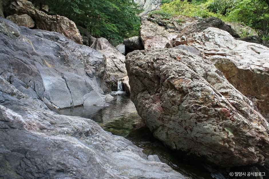 구만계곡(밀양) 여행 추천 - 메고지고 구만계곡(밀양) 여행 추천 - 메고지고