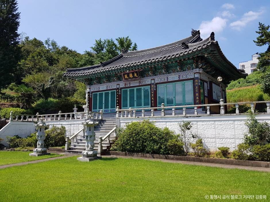 연화사(통영) 여행 추천 - 메고지고 연화사(통영) 여행 추천 - 메고지고