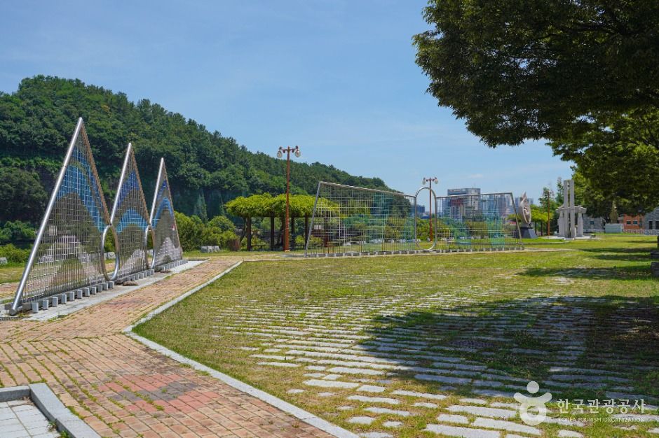 남가람문화거리 여행 추천 - 메고지고 남가람문화거리 여행 추천 - 메고지고