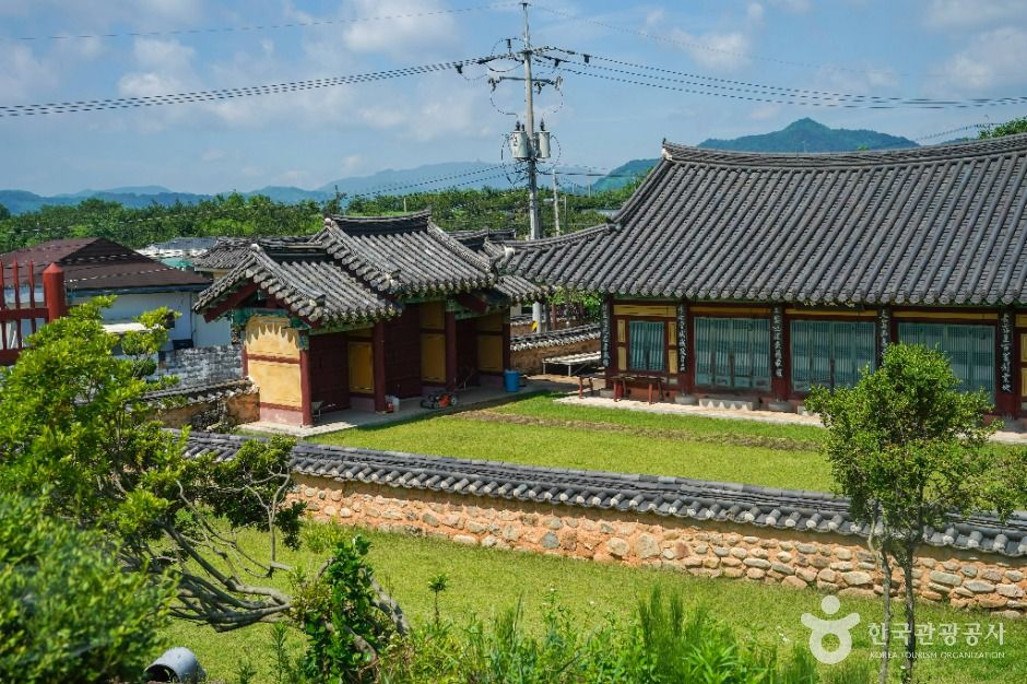 전고령가야왕릉 여행 추천 - 메고지고 전고령가야왕릉 여행 추천 - 메고지고