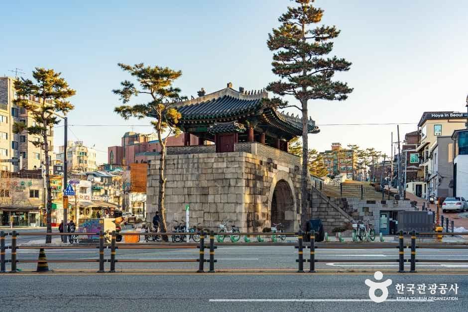 광희문 여행 추천 - 메고지고 광희문 여행 추천 - 메고지고