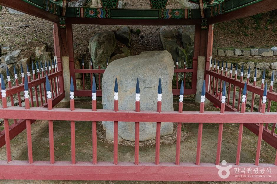 사천 흥사리 매향비 여행 추천 - 메고지고