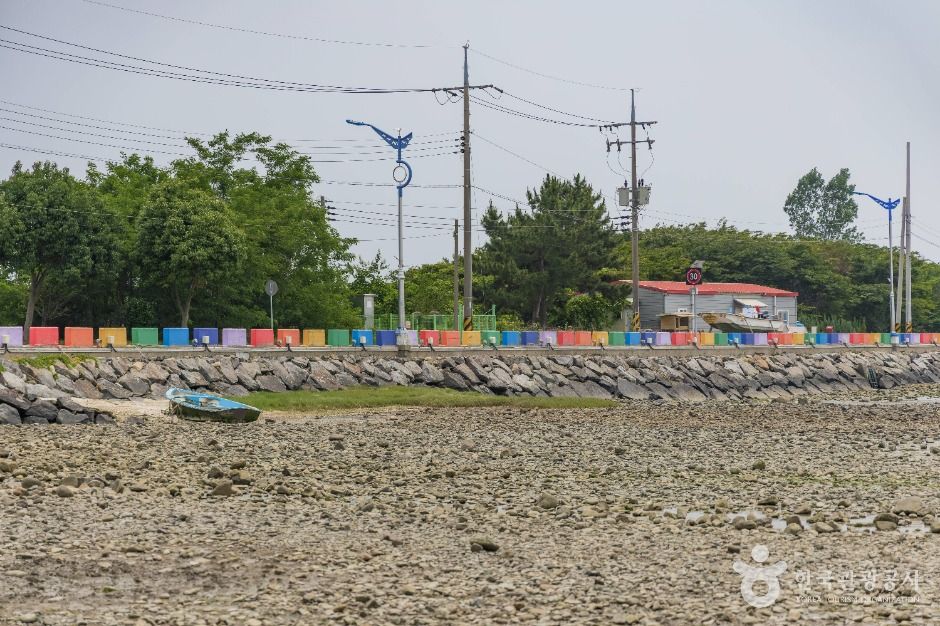 무지갯빛 해안도로 여행 추천 - 메고지고 무지갯빛 해안도로 여행 추천 - 메고지고