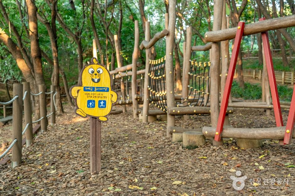 덕동산근린공원 여행 추천 - 메고지고 덕동산근린공원 여행 추천 - 메고지고