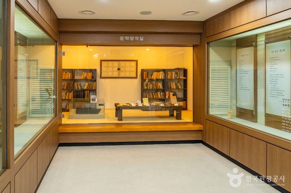 김동명문학관 여행 추천 - 메고지고 김동명문학관 여행 추천 - 메고지고