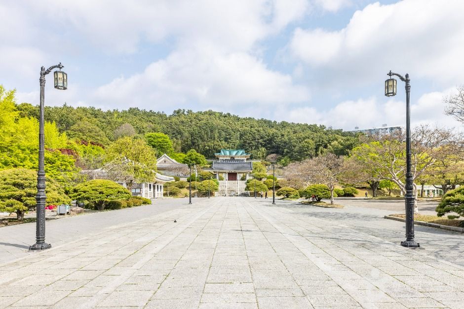 충렬사(부산) 여행 추천 - 메고지고 충렬사(부산) 여행 추천 - 메고지고