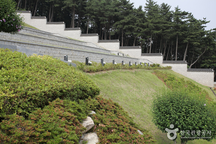 국립 3·15 민주묘지 여행 추천 - 메고지고 국립 3·15 민주묘지 여행 추천 - 메고지고