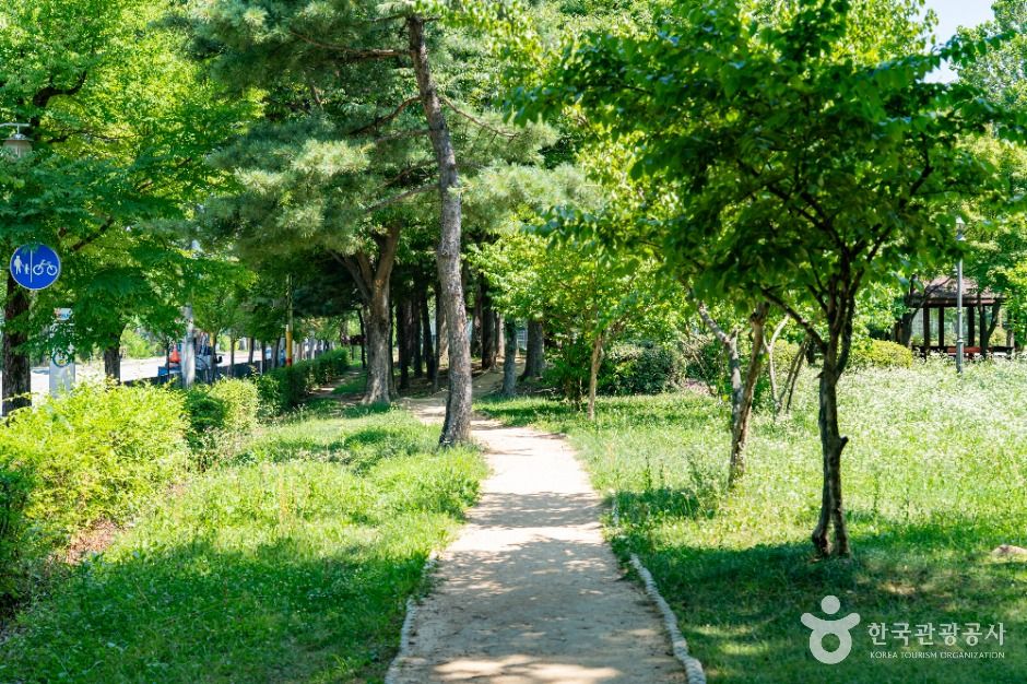 성포예술공원 여행 추천 - 메고지고