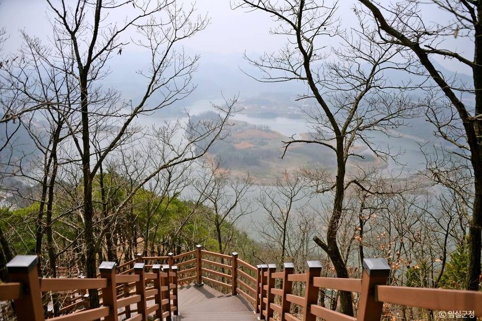 국사봉전망대 여행 추천 - 메고지고