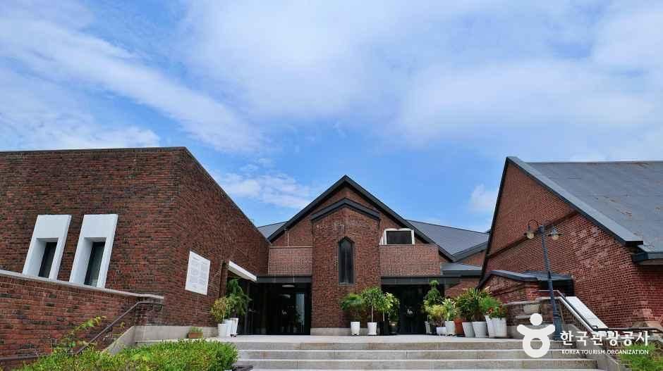 정동교회 이필주 사택 터 여행 추천 - 메고지고