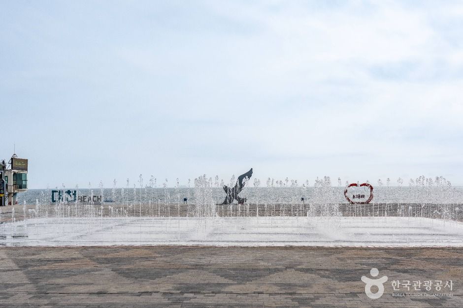 분수광장 여행 추천 - 메고지고