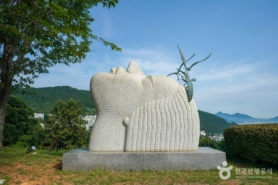 양지암조각공원 여행 추천 - 메고지고 양지암조각공원 여행 추천 - 메고지고