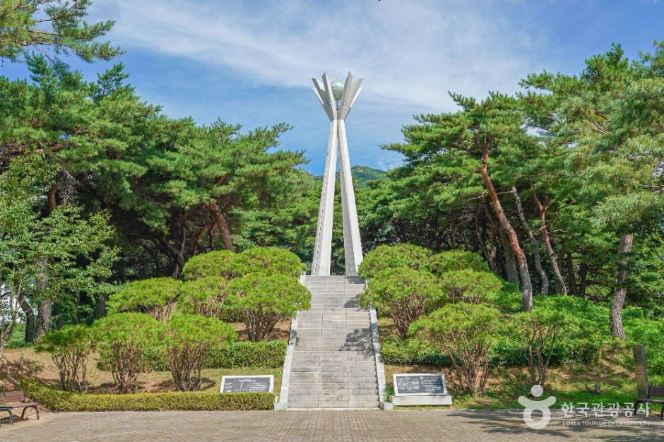 양산디자인공원 여행 추천 - 메고지고 양산디자인공원 여행 추천 - 메고지고