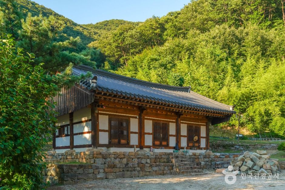 금곡사(칠곡) 여행 추천 - 메고지고 금곡사(칠곡) 여행 추천 - 메고지고