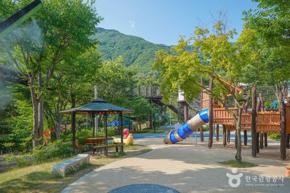 밀양 우리아이마음숲놀이터 여행 추천 - 메고지고