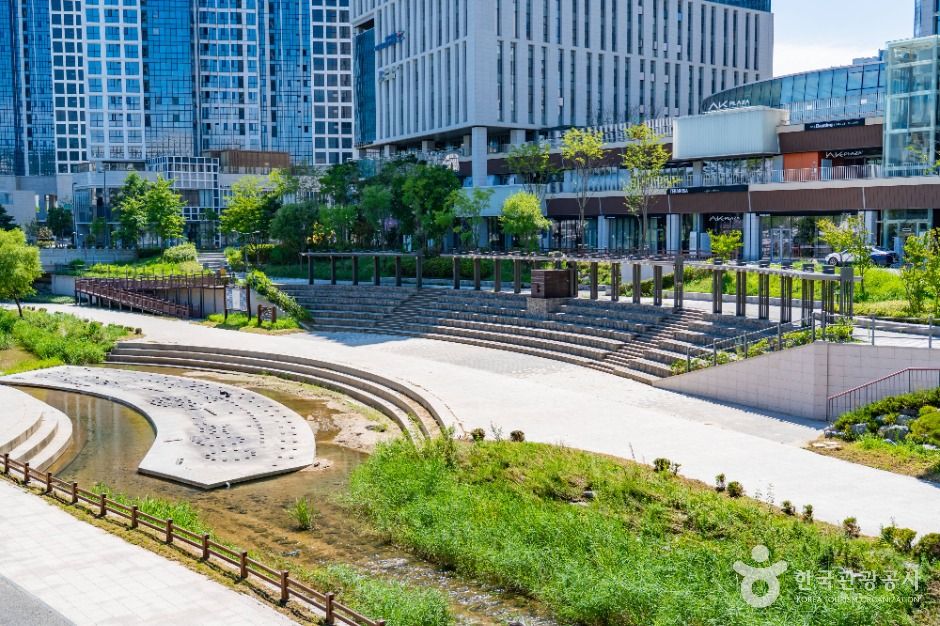방축천 음악분수 여행 추천 - 메고지고