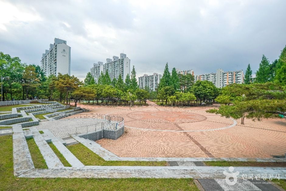 함지근린공원 여행 추천 - 메고지고