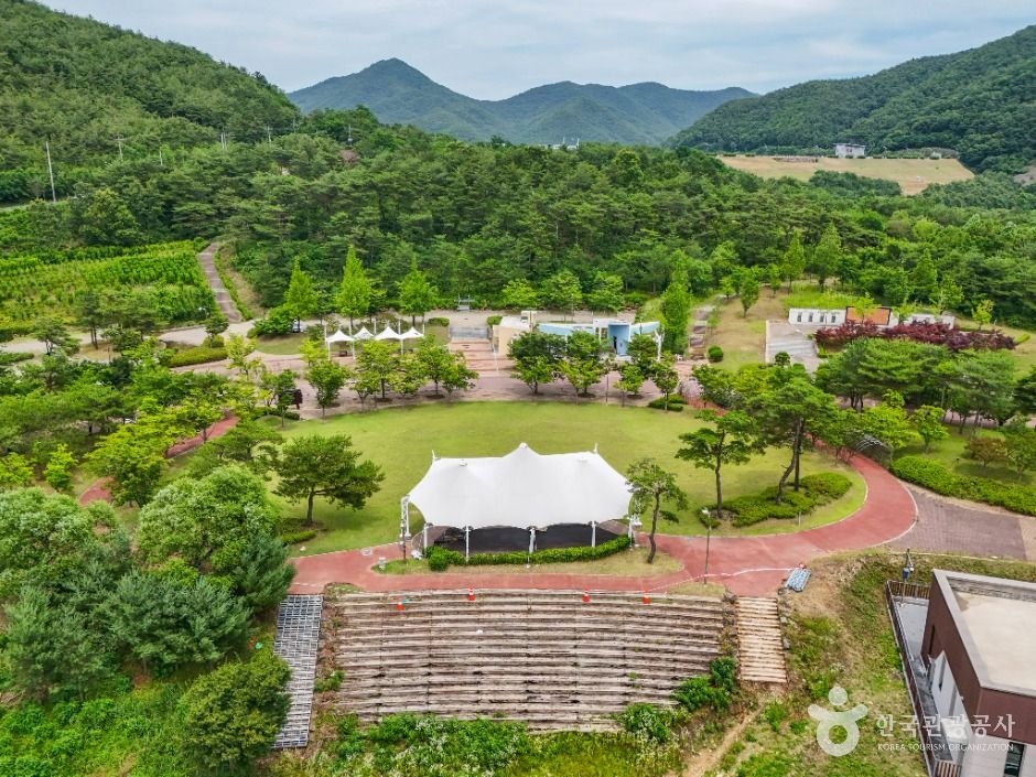 일연공원 여행 추천 - 메고지고