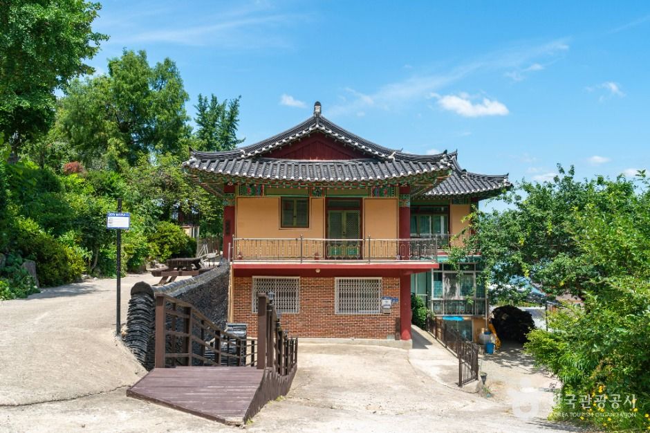 청룡사(상주) 여행 추천 - 메고지고