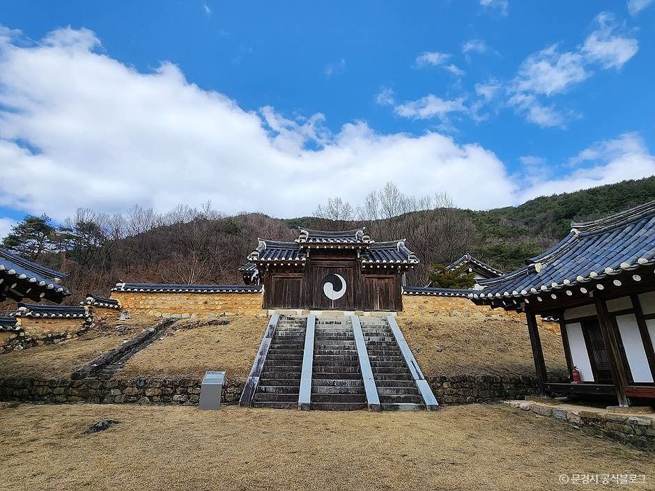 문경향교 여행 추천 - 메고지고