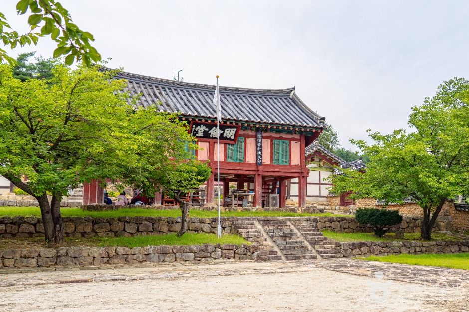 간성향교 여행 추천 - 메고지고 간성향교 여행 추천 - 메고지고