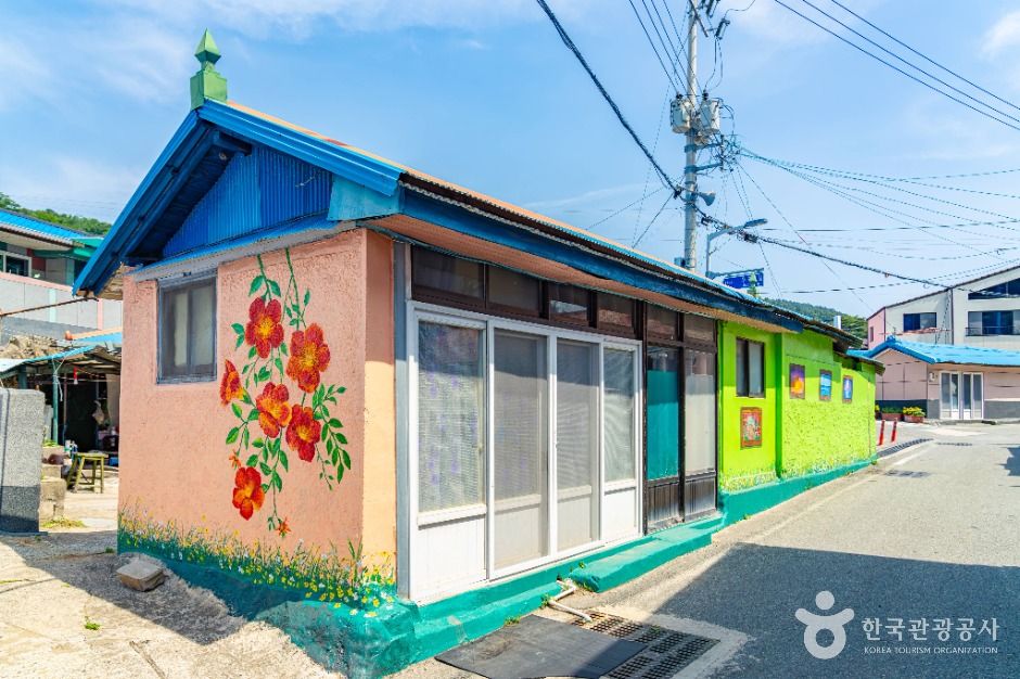 후포리 벽화마을 여행 추천 - 메고지고